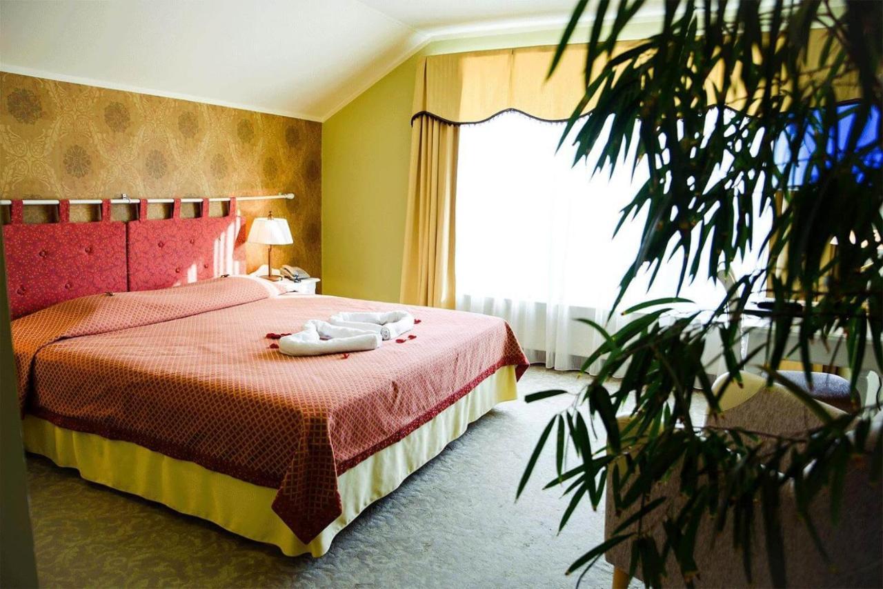 Hotel Metsis Valga Esterno foto