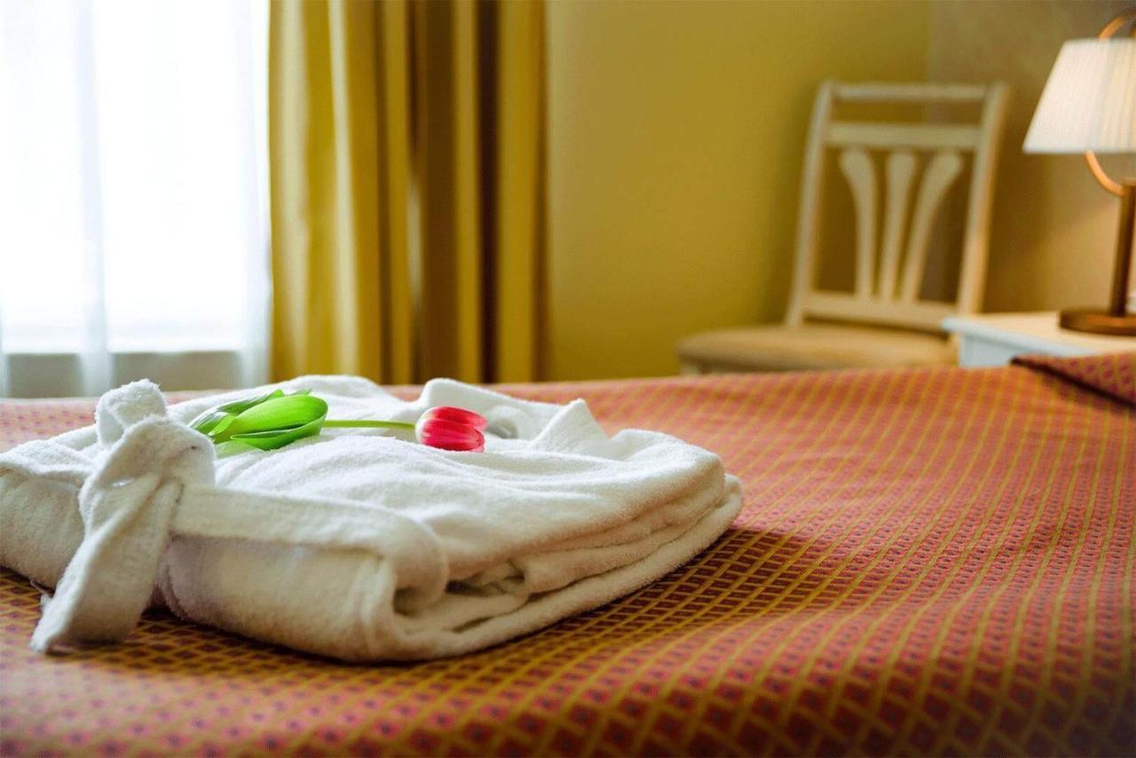 Hotel Metsis Valga Esterno foto