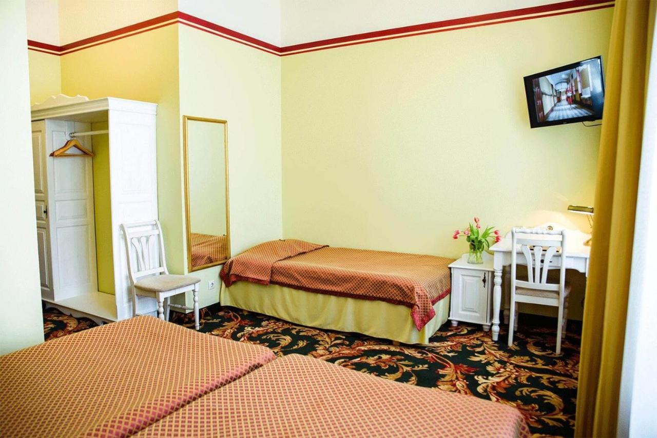 Hotel Metsis Valga Esterno foto