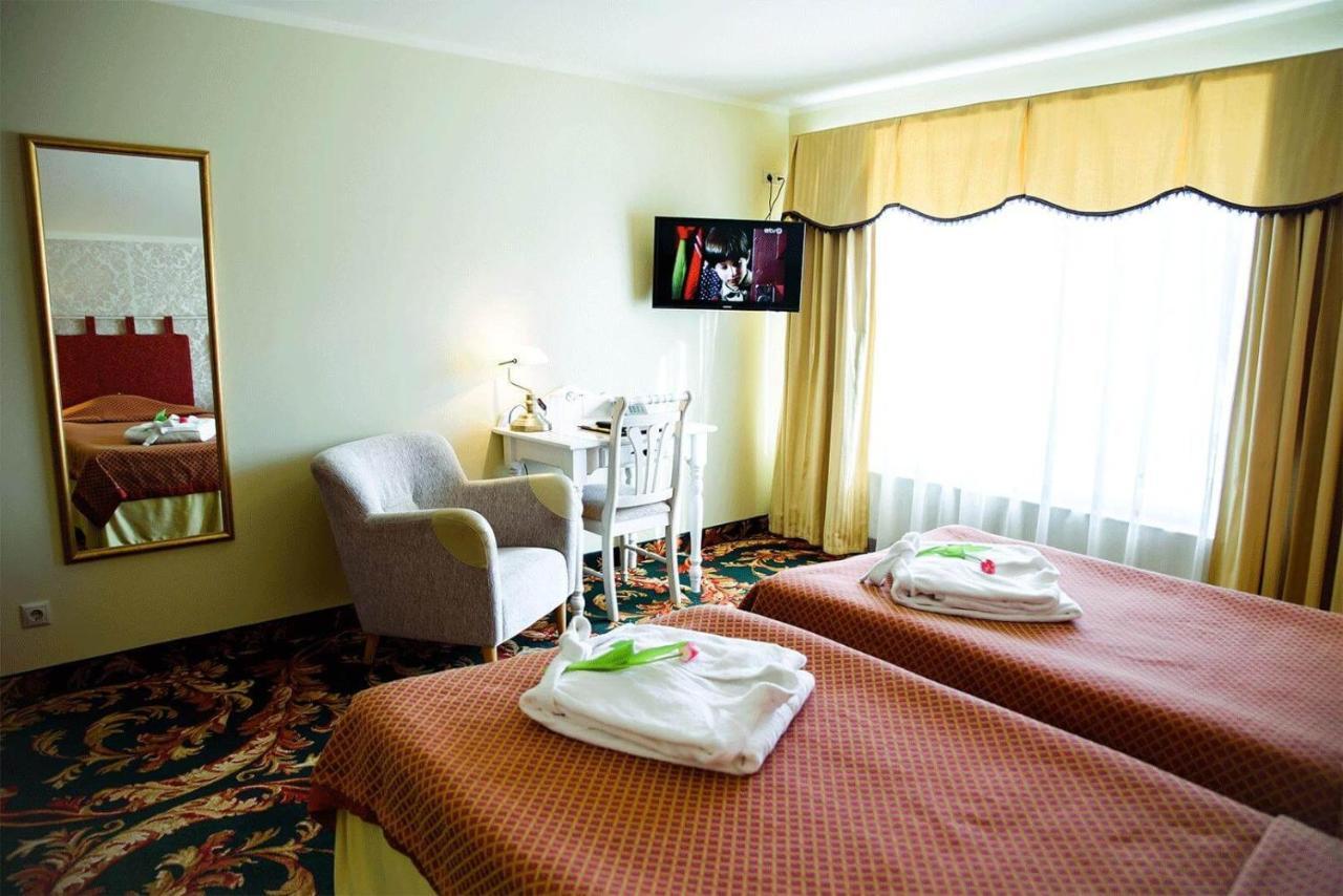 Hotel Metsis Valga Esterno foto
