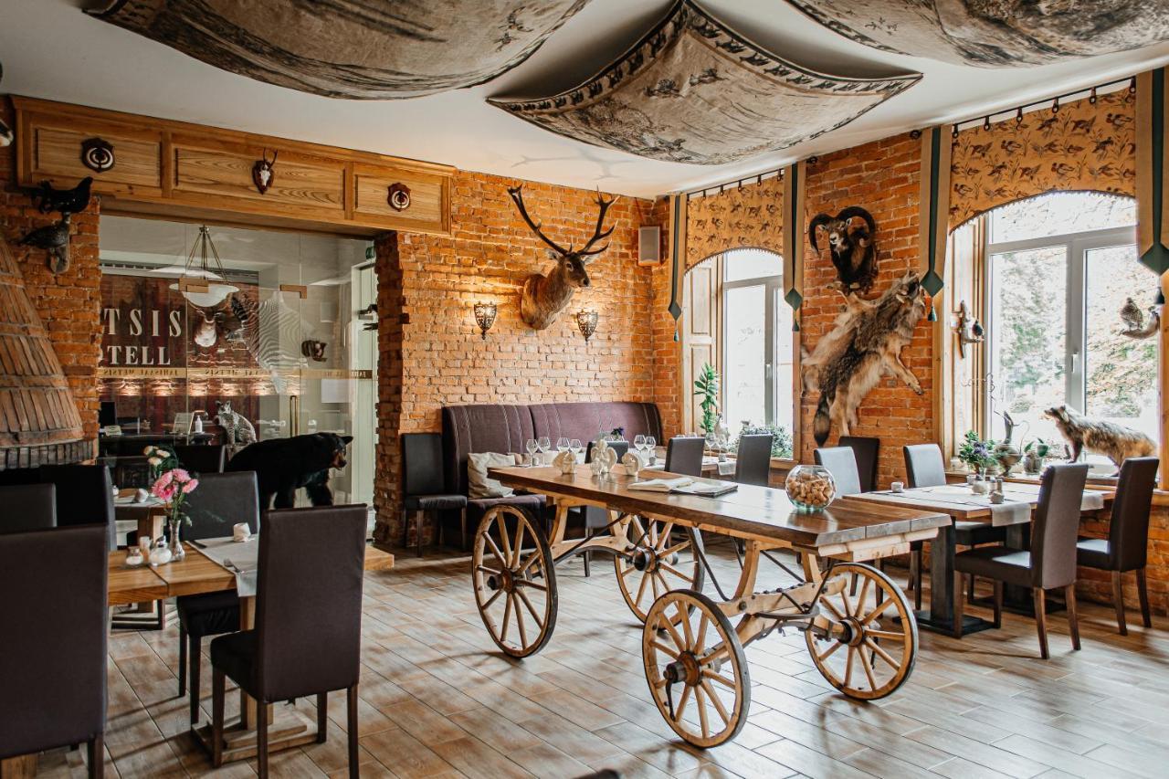 Hotel Metsis Valga Esterno foto